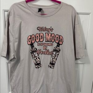 Today's Good Mood Vodka Graphic Tee - Light Gray & Pink. Size XL